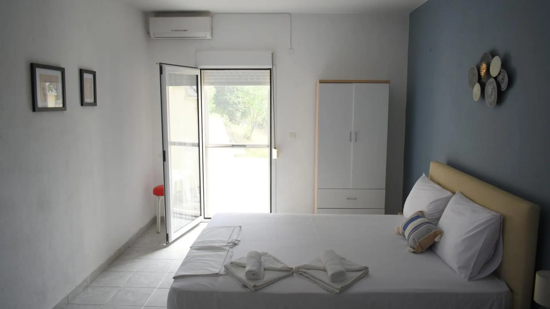 Elegant Maisonettes Elena Νέα Ποτίδαια 0*,  Ελλάδα
